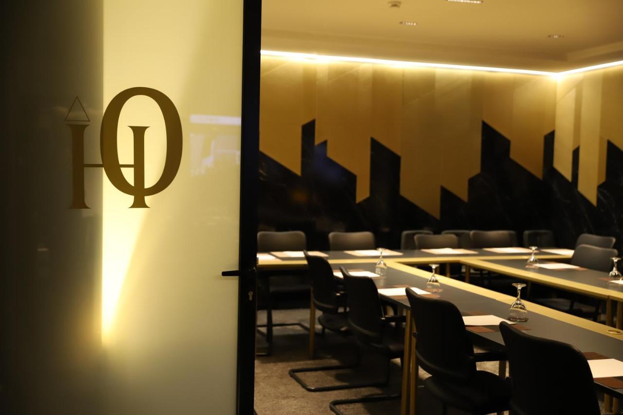Hotel Opera Pristina Esterno foto
